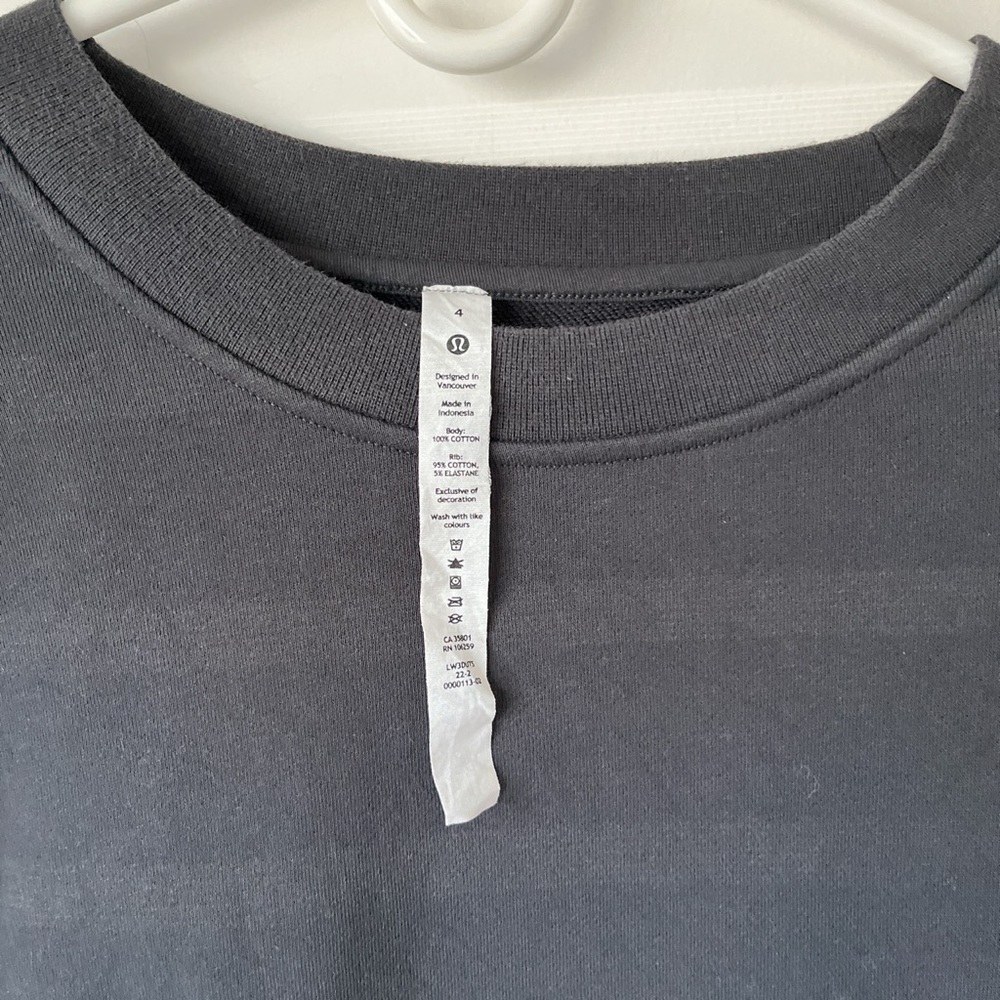 Oversize Lululemon Pull Over - image 3